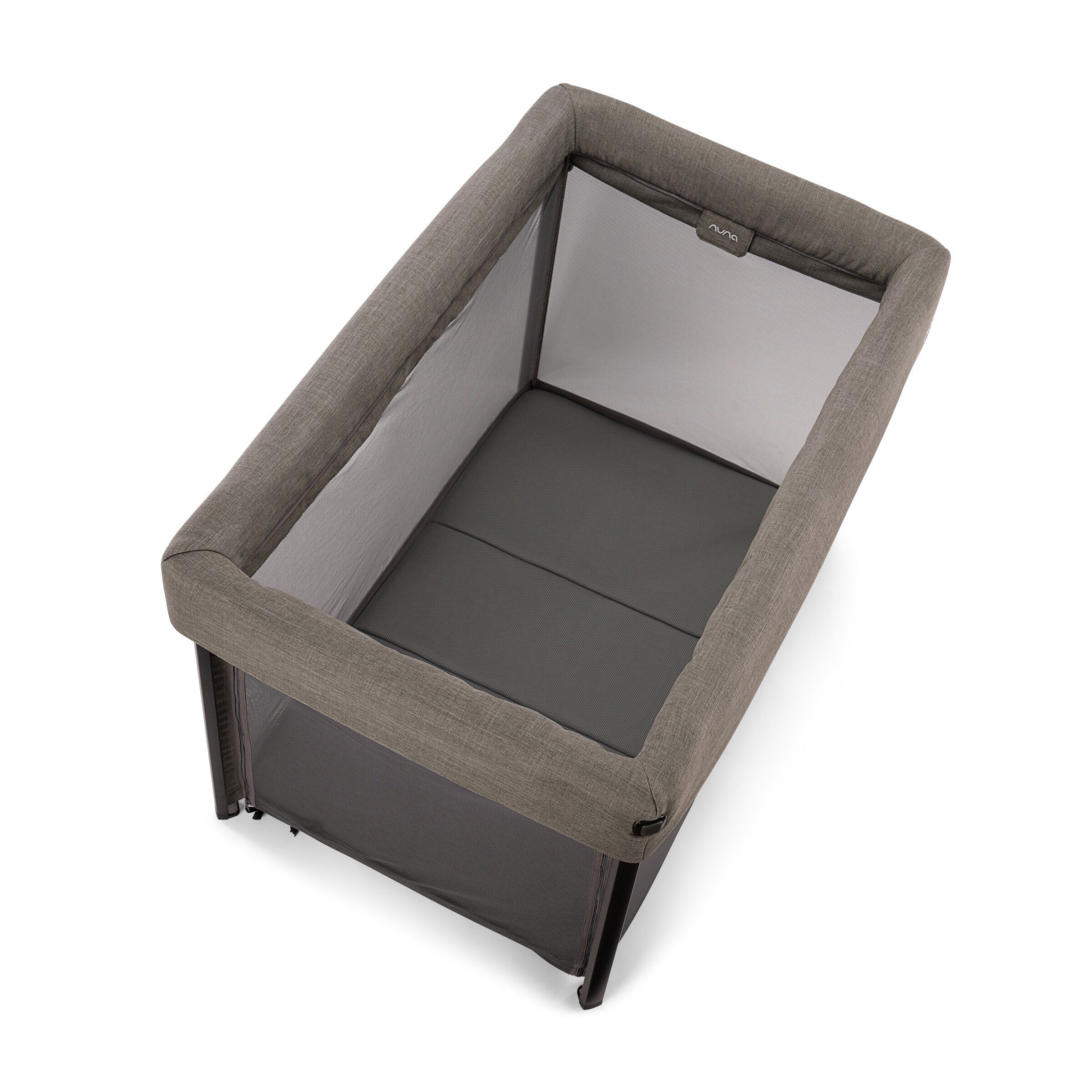 Nuna PAAL Playard With Sheet & Net image number 10