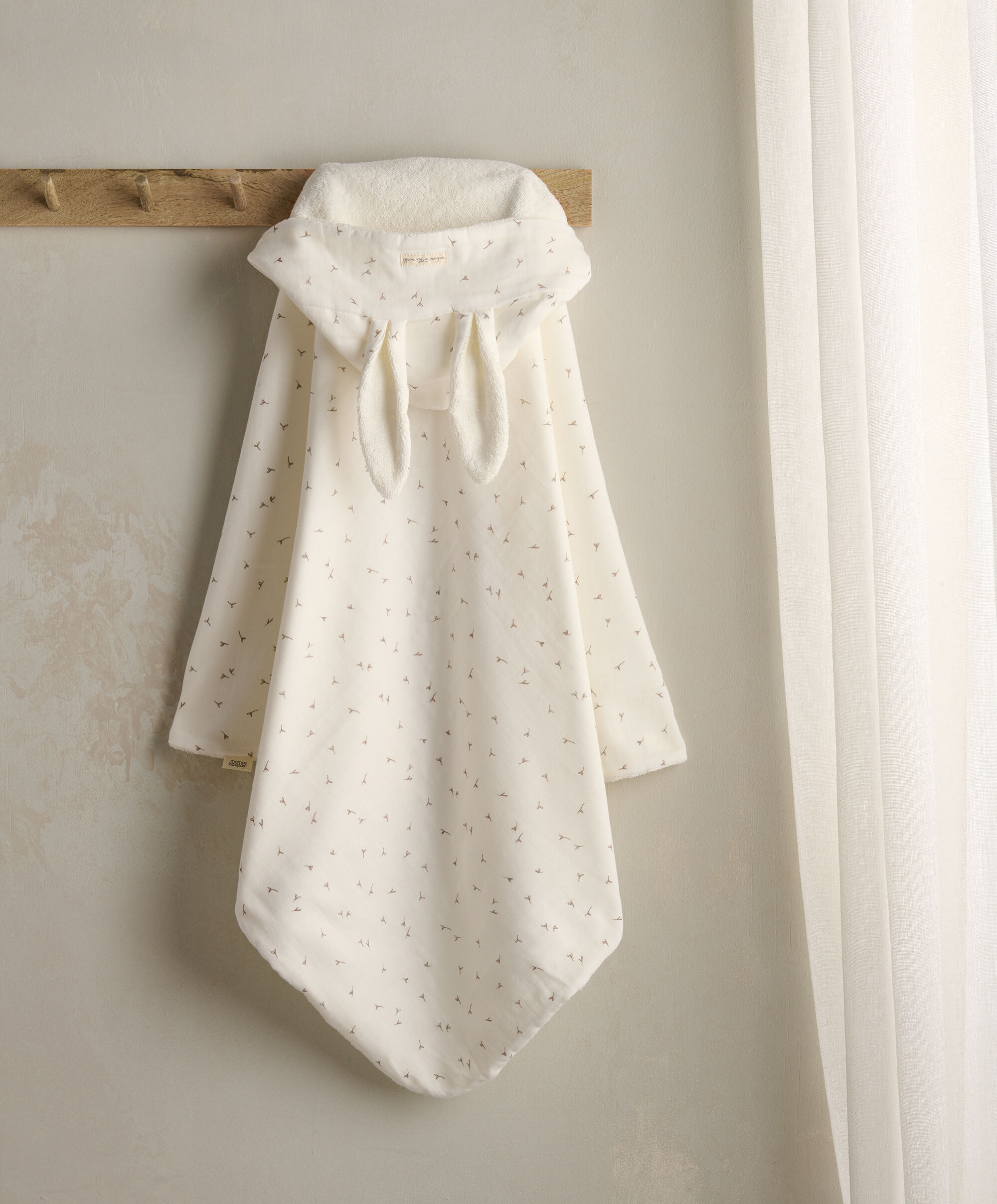 Hooded Towel - Seed image number 1