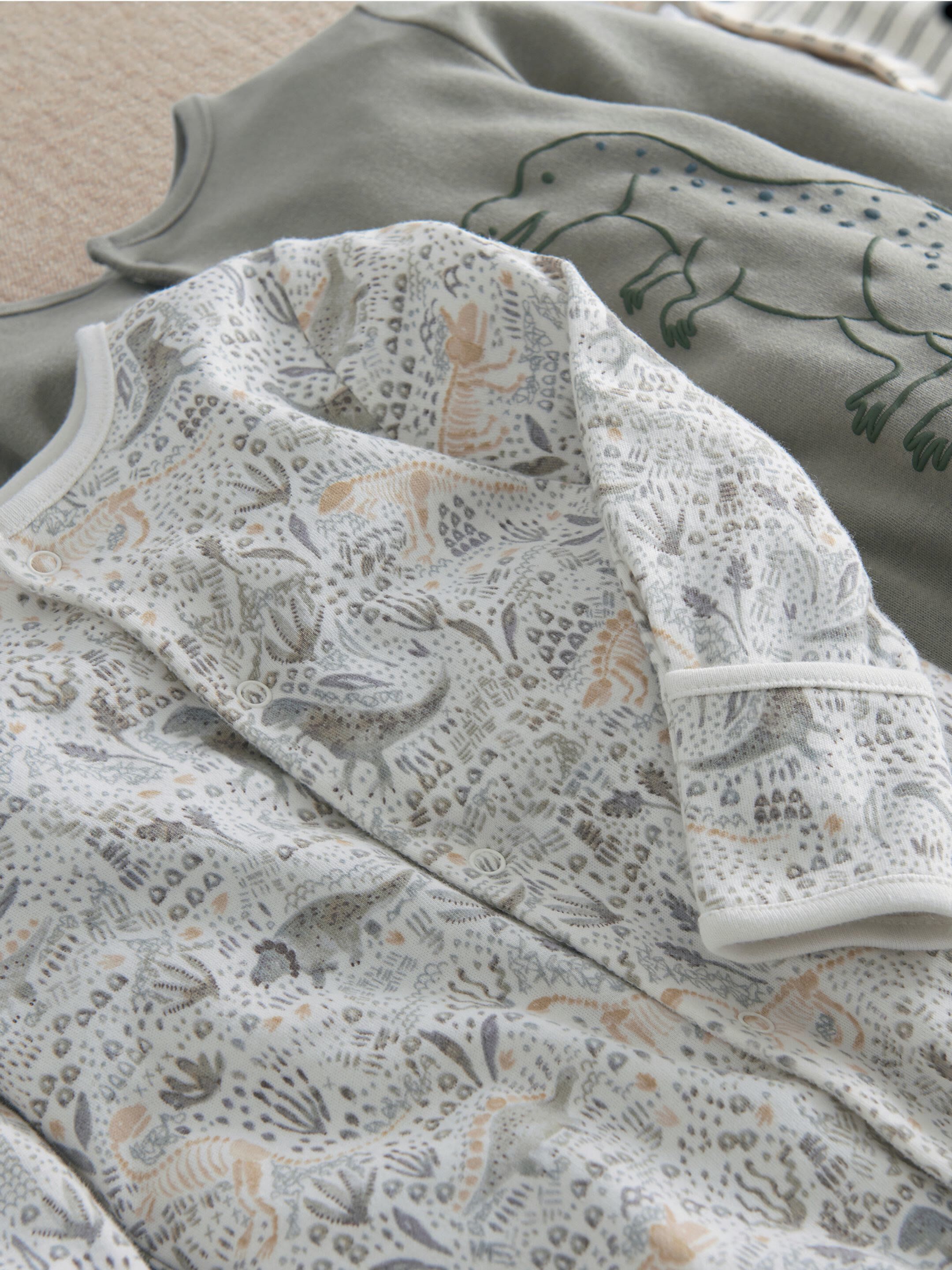 3Pk Born to Roar Sleepsuits image number 3