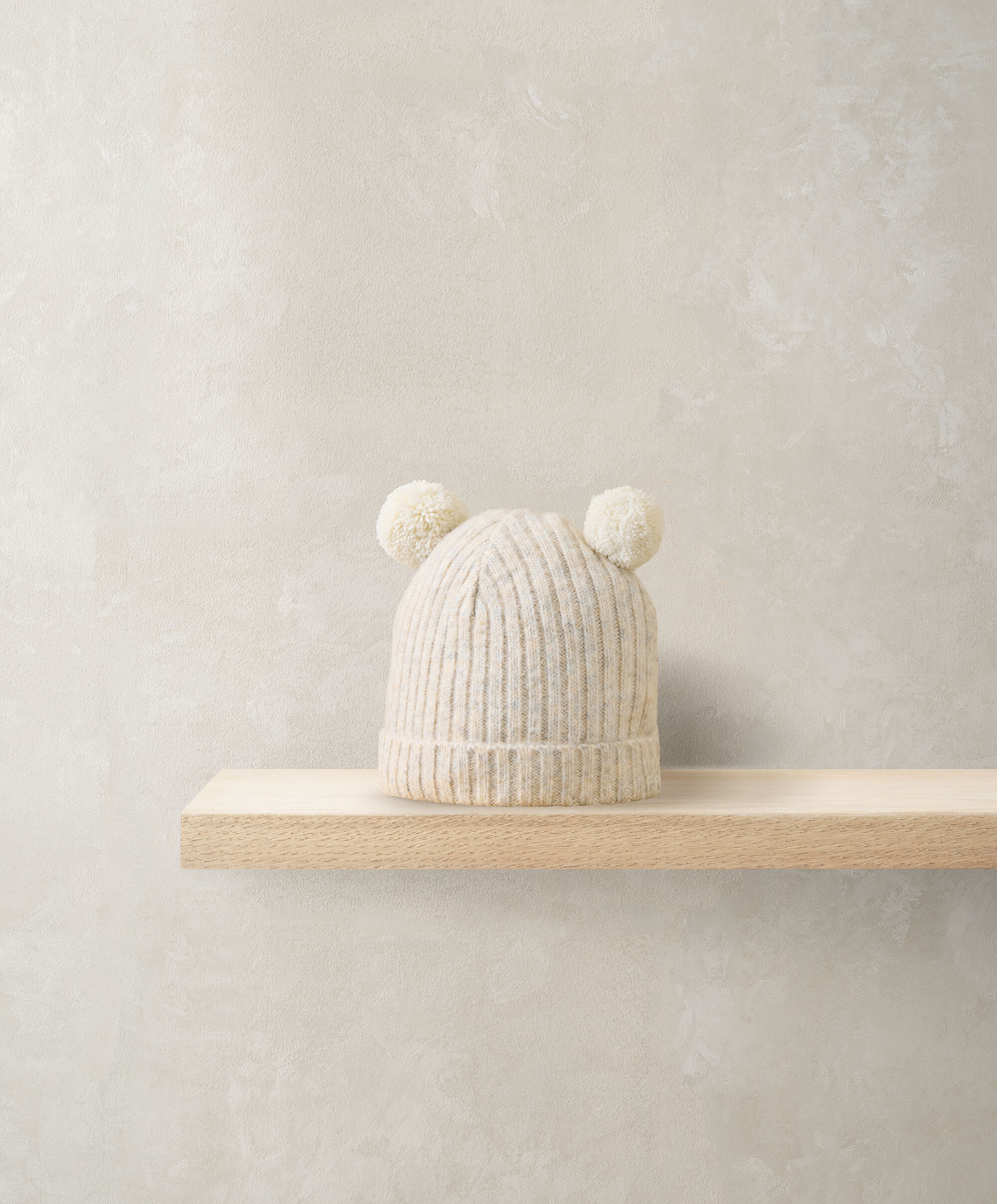 Knit Pom Pom Hat