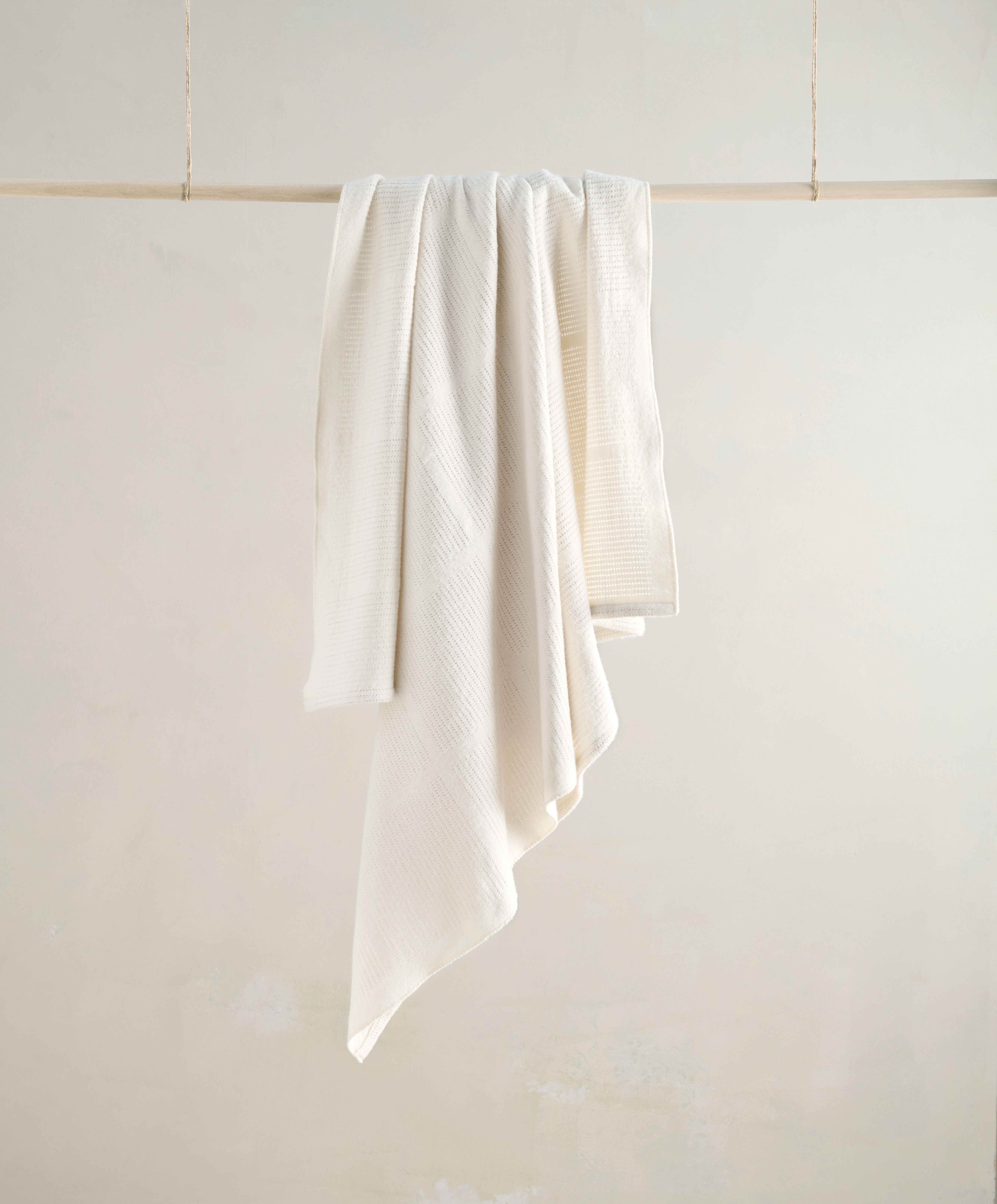 Cellular Cotton Blanket Large - Gardenia White