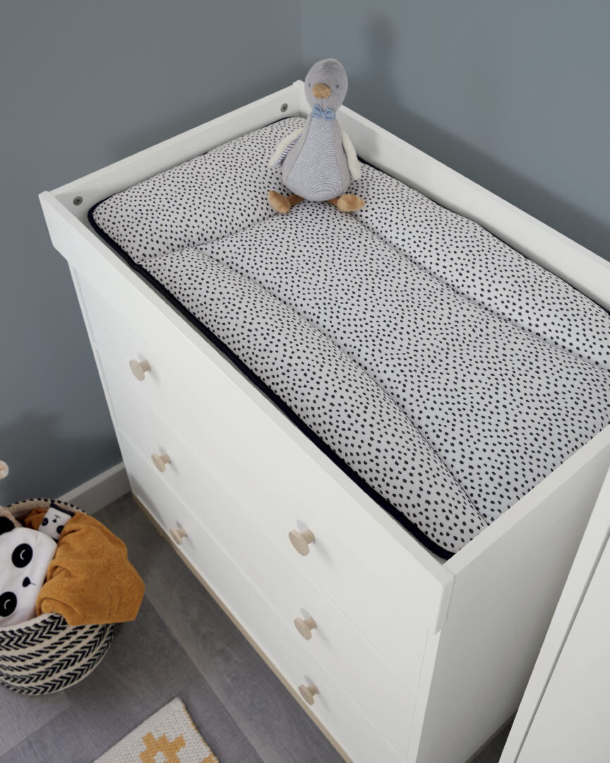 Essentials Changing Mat - Mono Spot image number 3