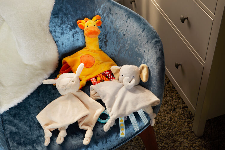 Tommee Tippee Soft Comforter Marco Monkey - White image number 3