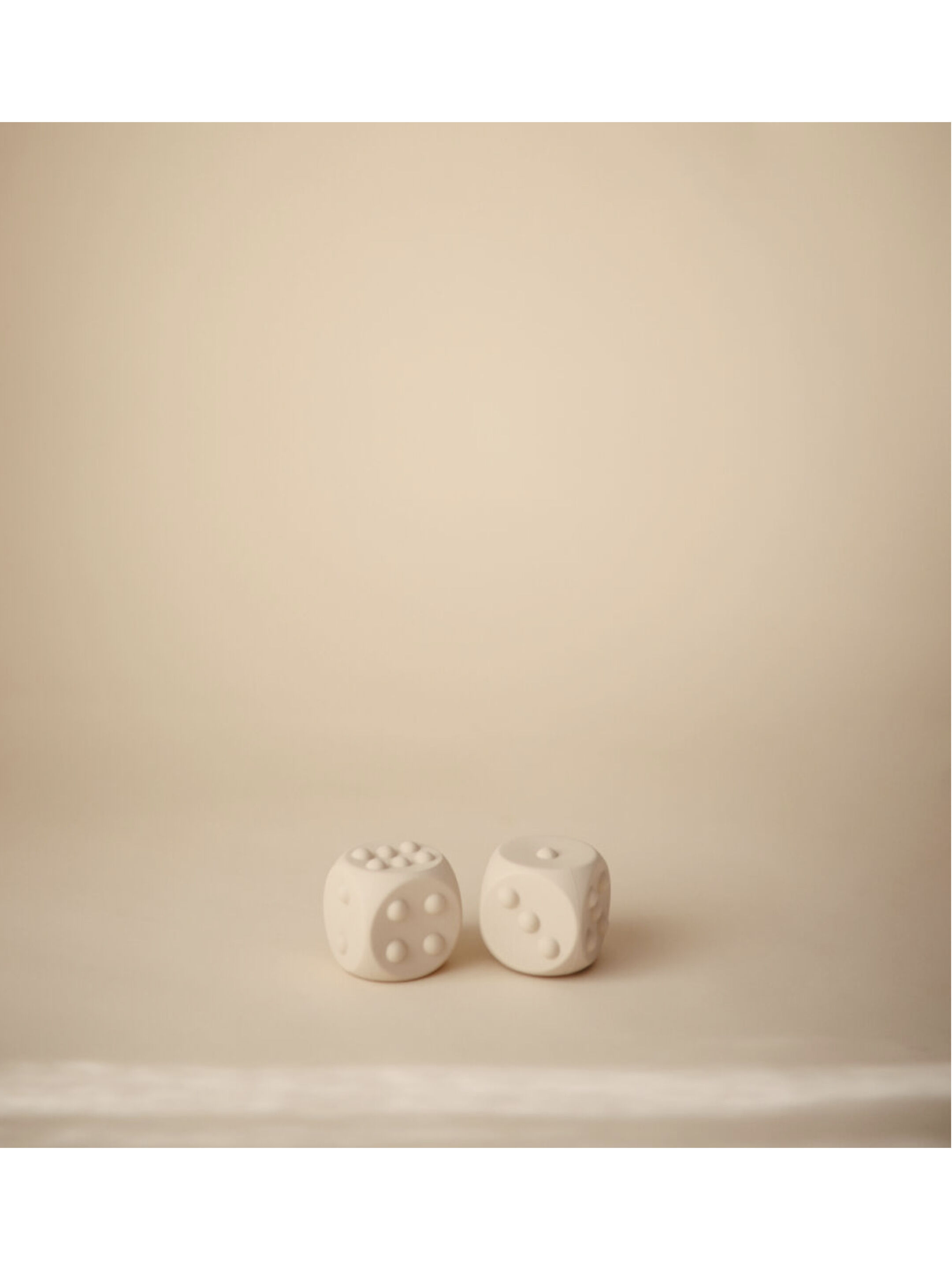 Mushie Dice Press Toy (set of 2) Blush/Shifting Sand image number 3