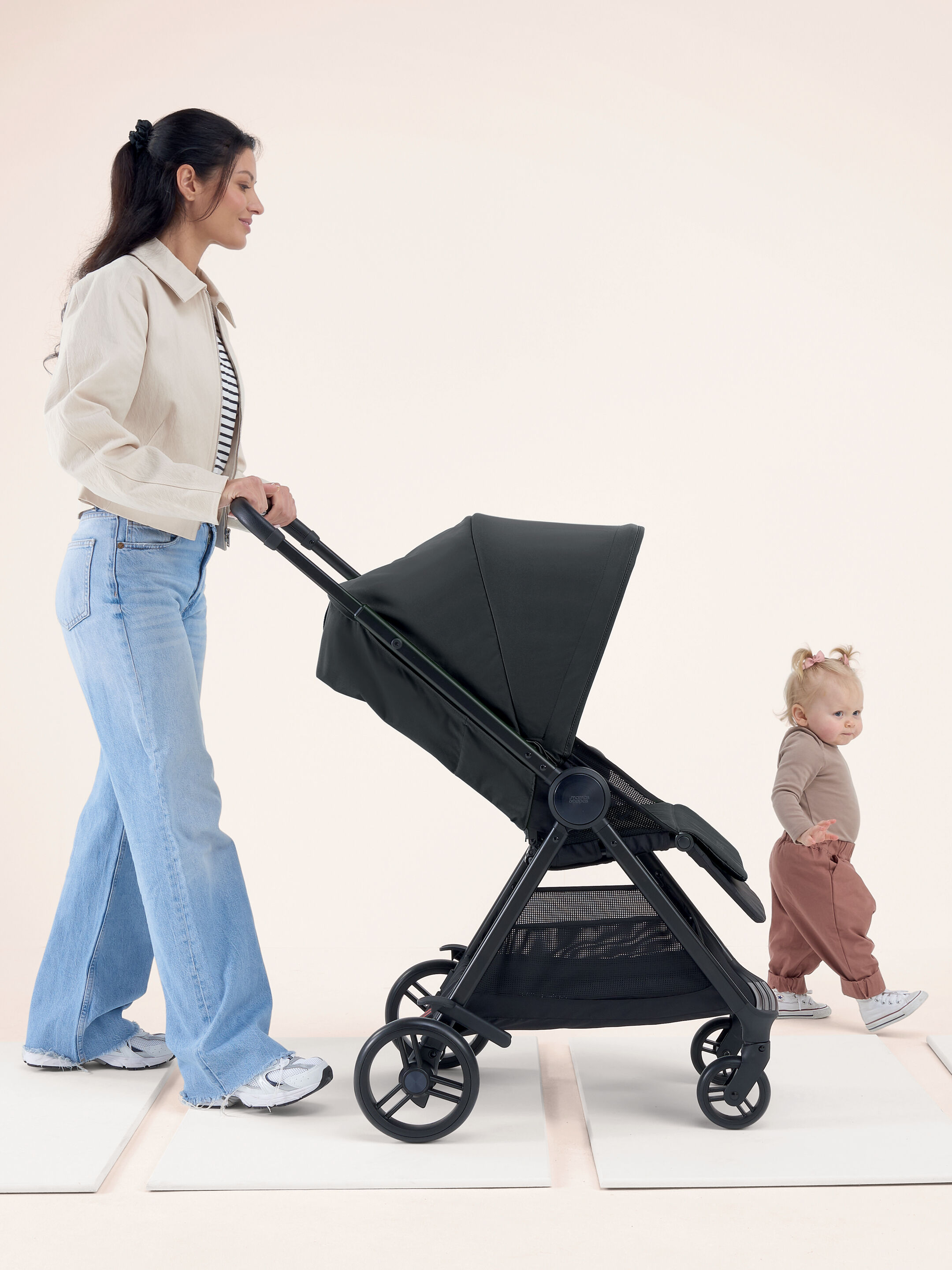 Libro Lightweight Stroller - Liquorice image number 1