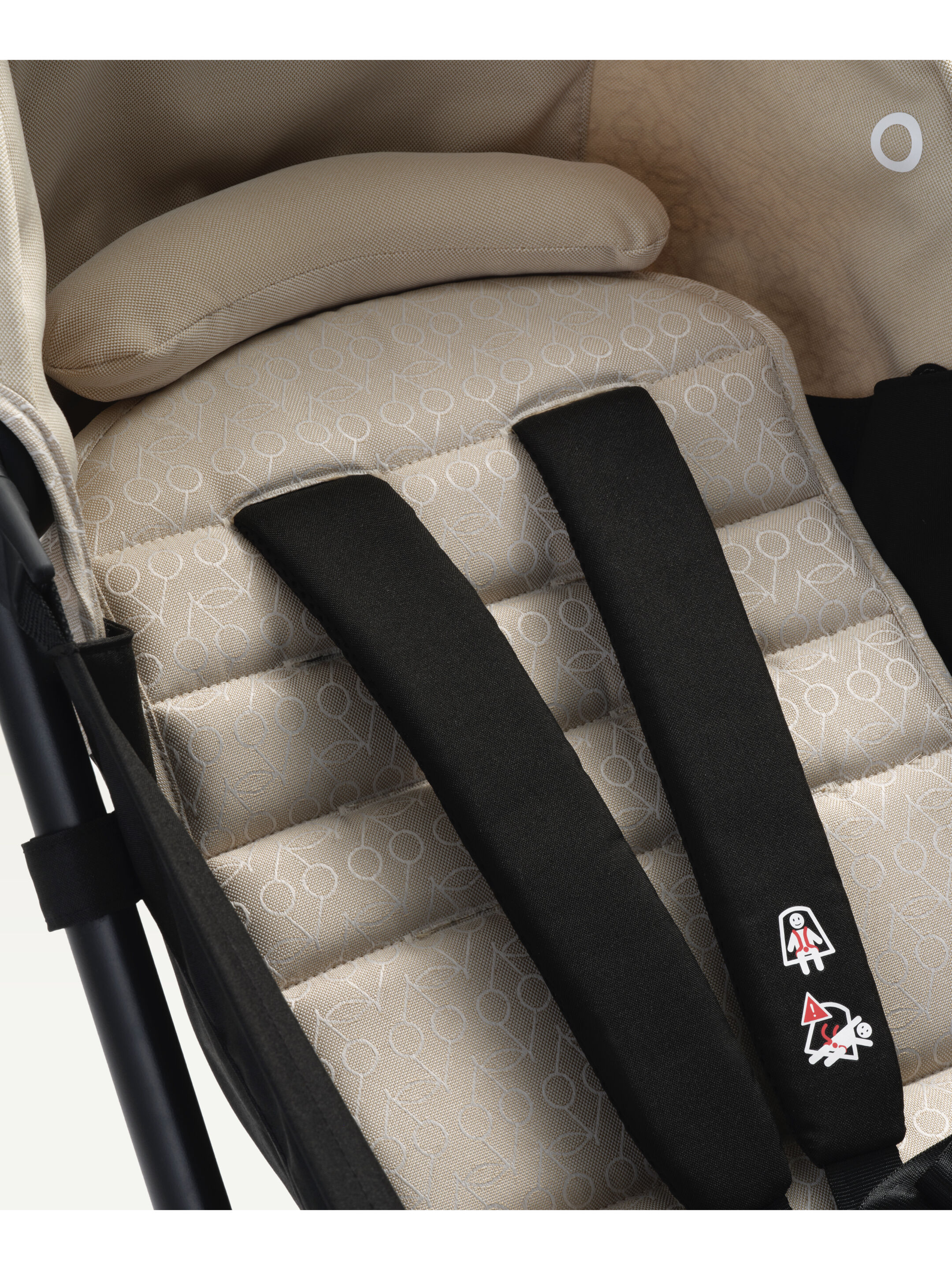 YOYO2 Stroller Black Frame with Bonpoint Beige 6+ Colour Pack image number 3