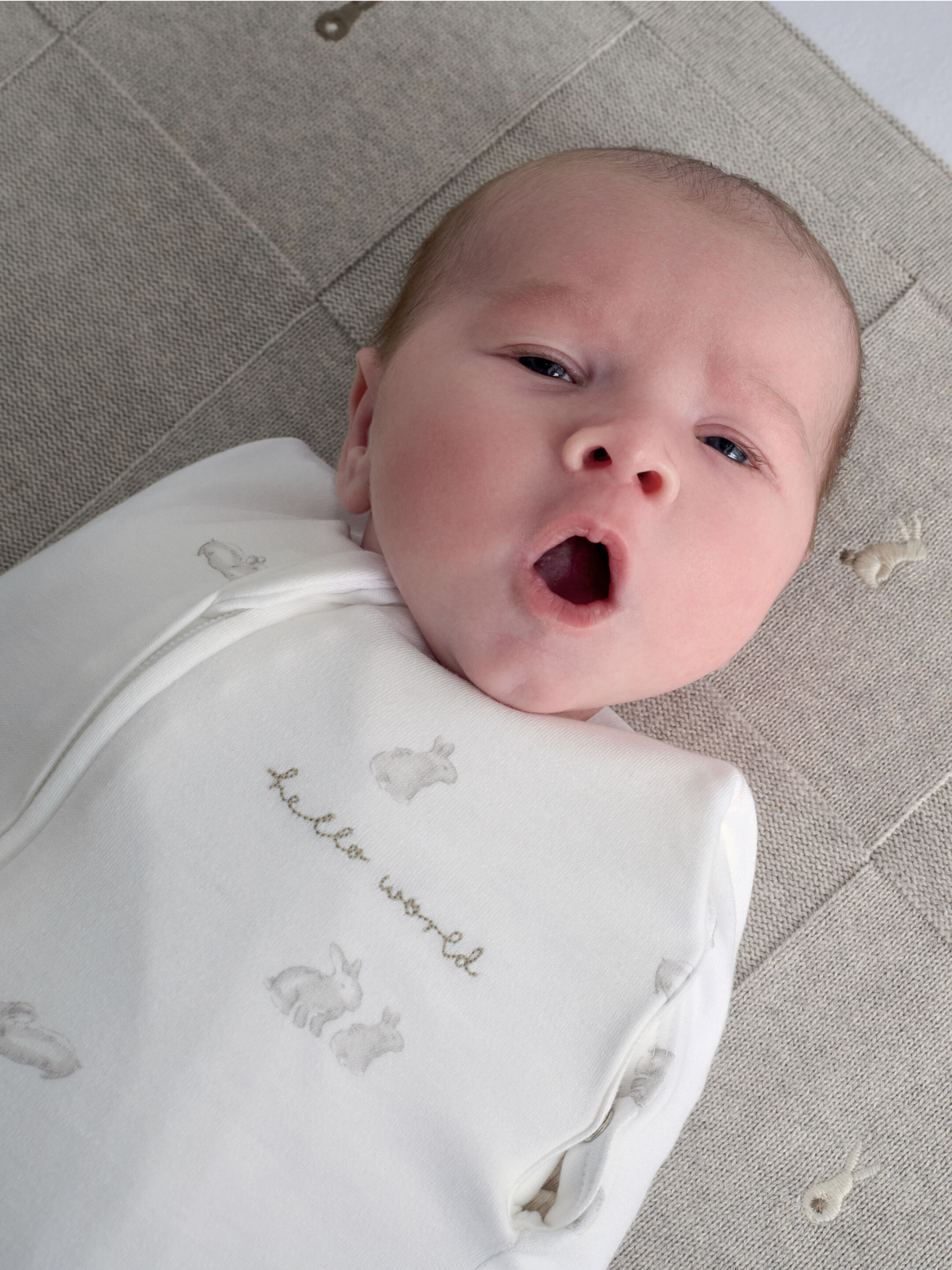 Swaddle - Newborn Bunny image number 3