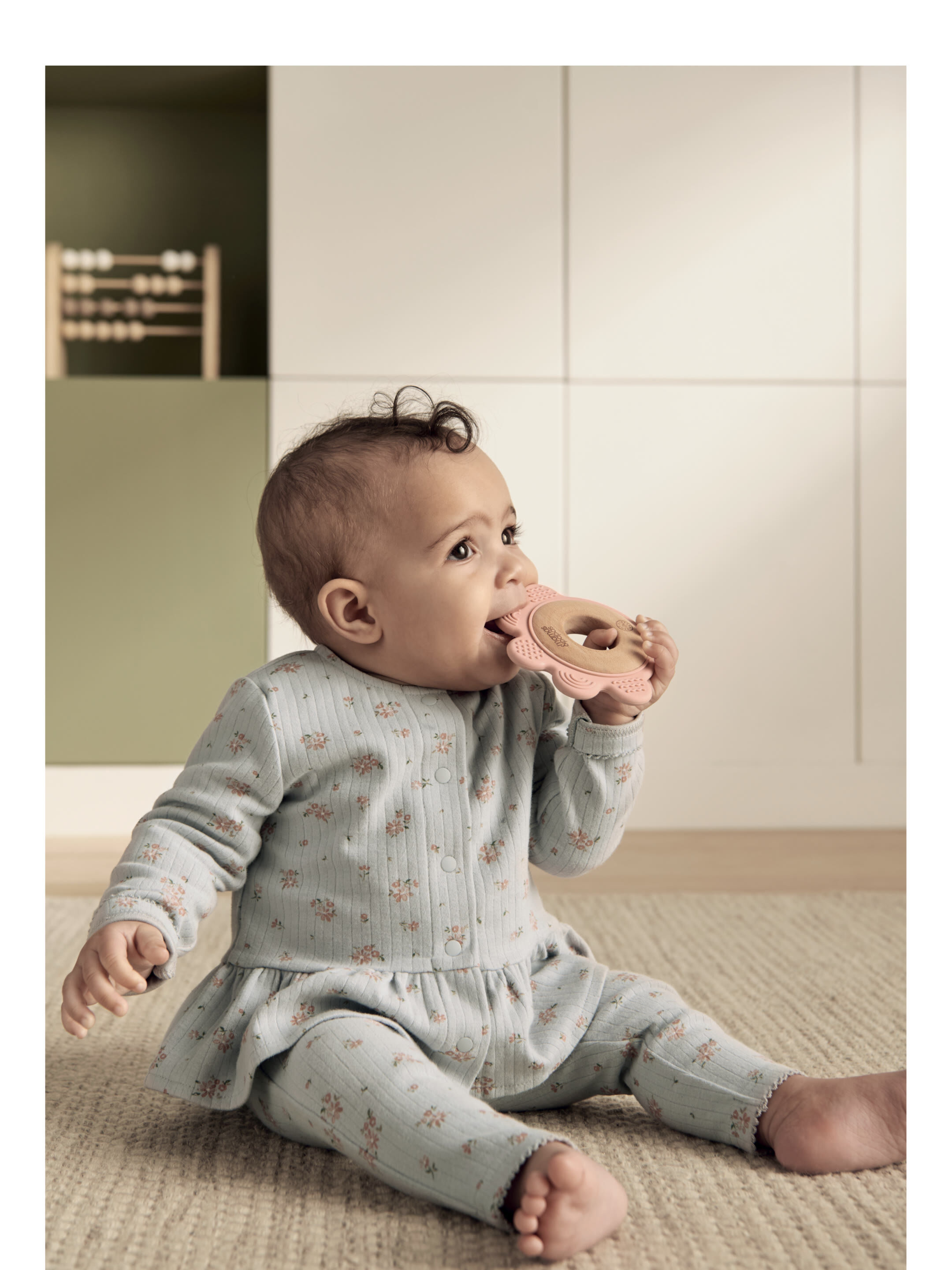 Silicone Teether - Flower image number 1