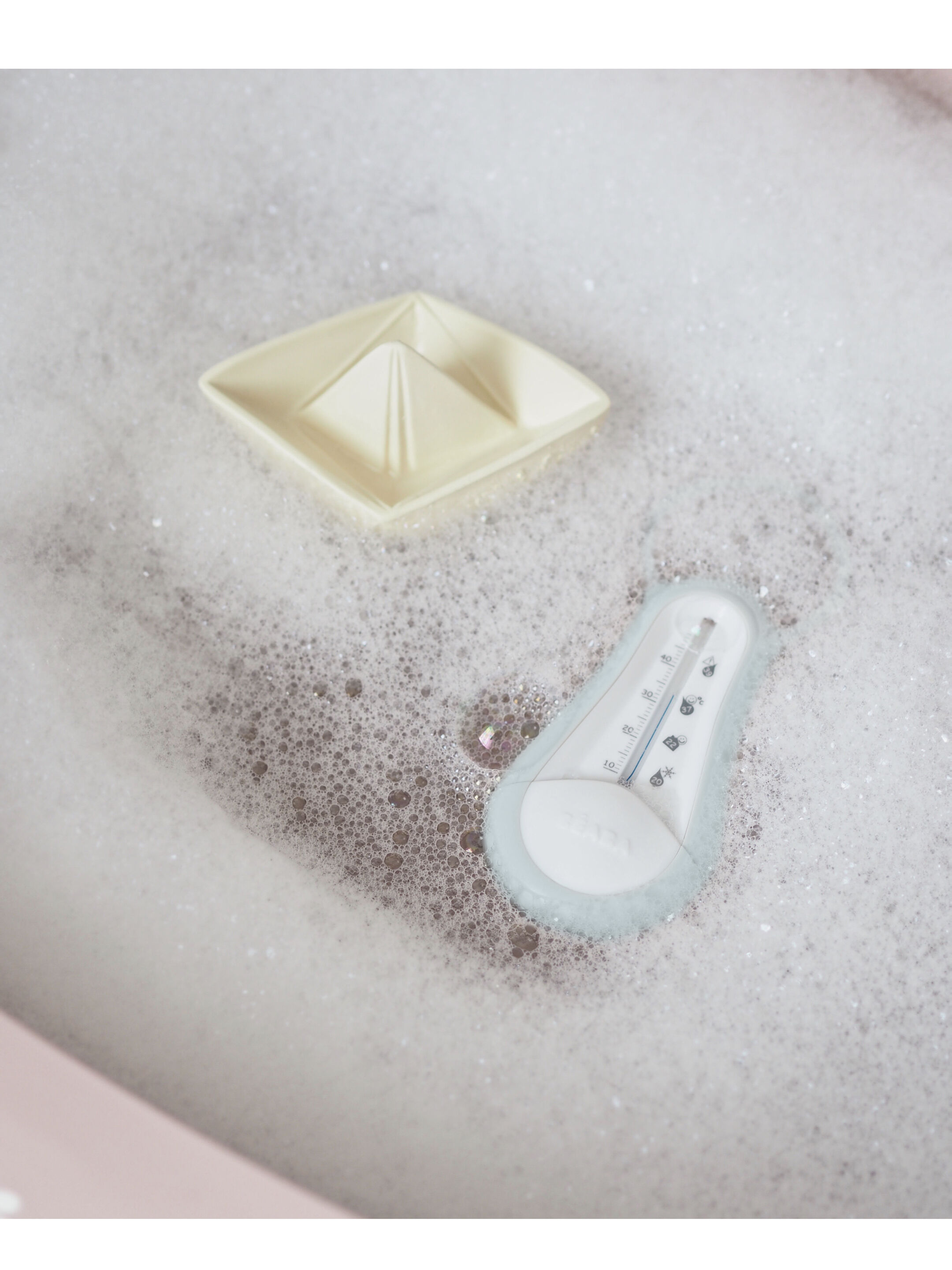 Beaba Bath Thermometer image number 2
