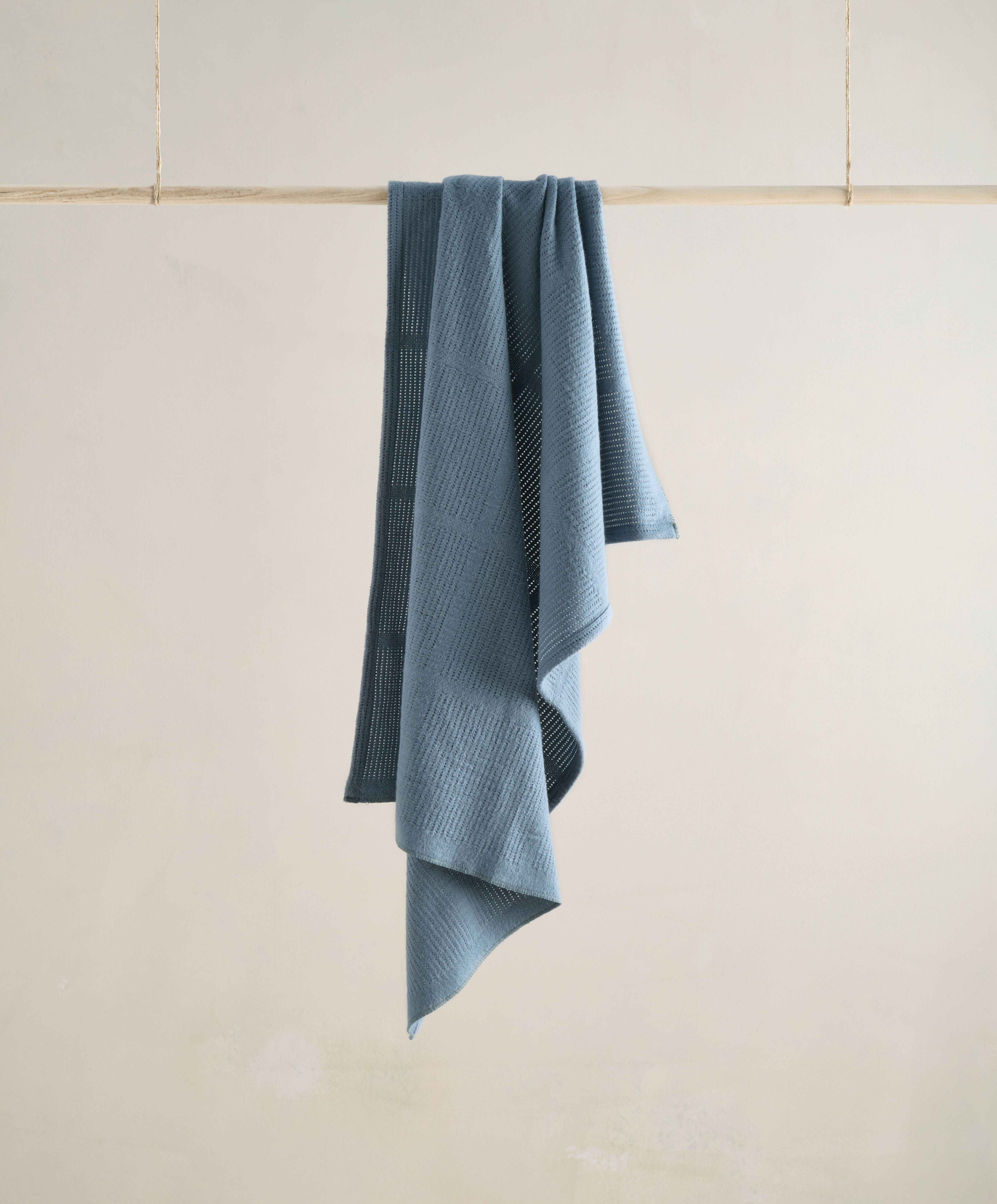 Cellular Cotton Blanket Large - Petrol Blue image number 1