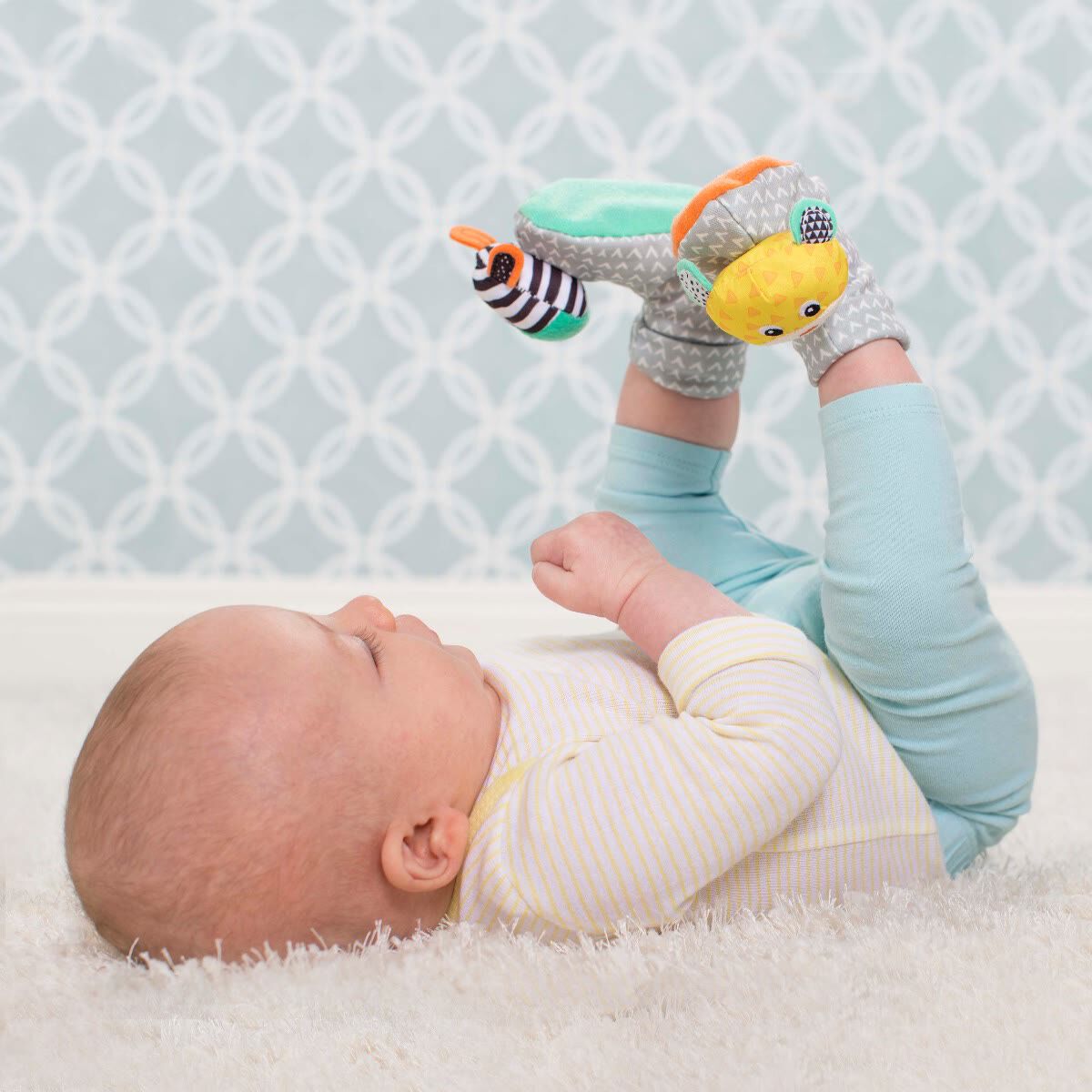 Infantino - Foot Rattles - Zebra/Tiger image number 3