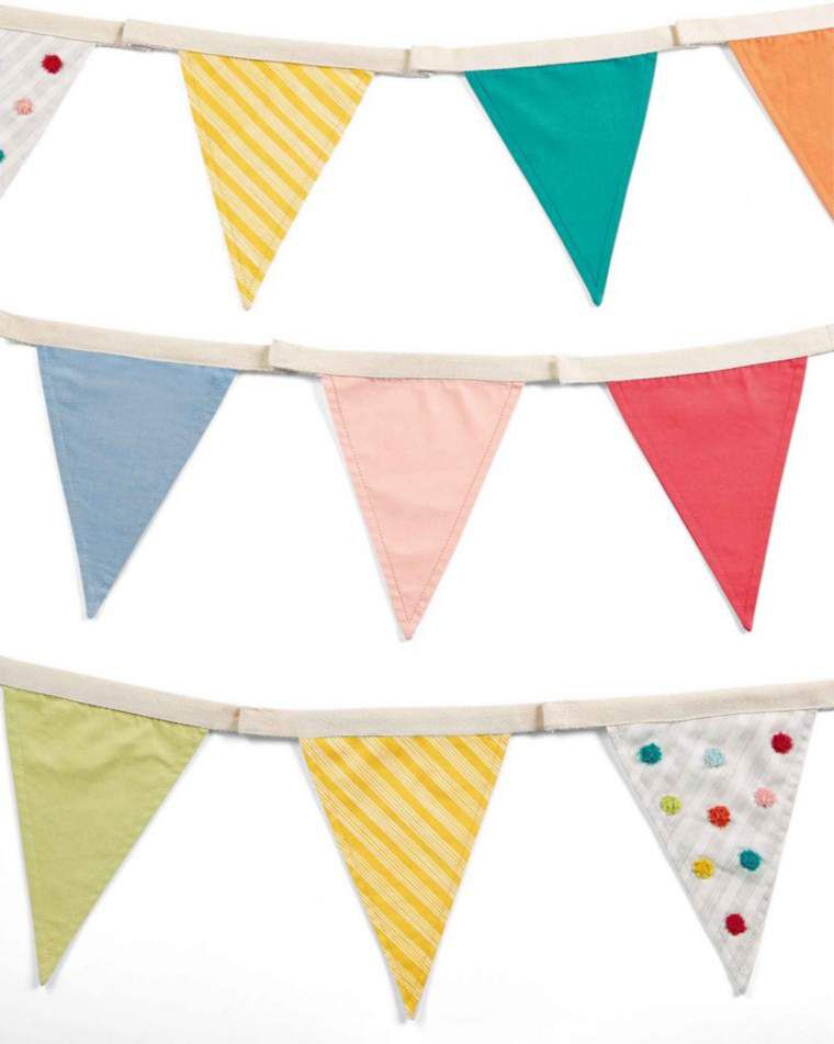 Big Top Tales Bunting image number 1