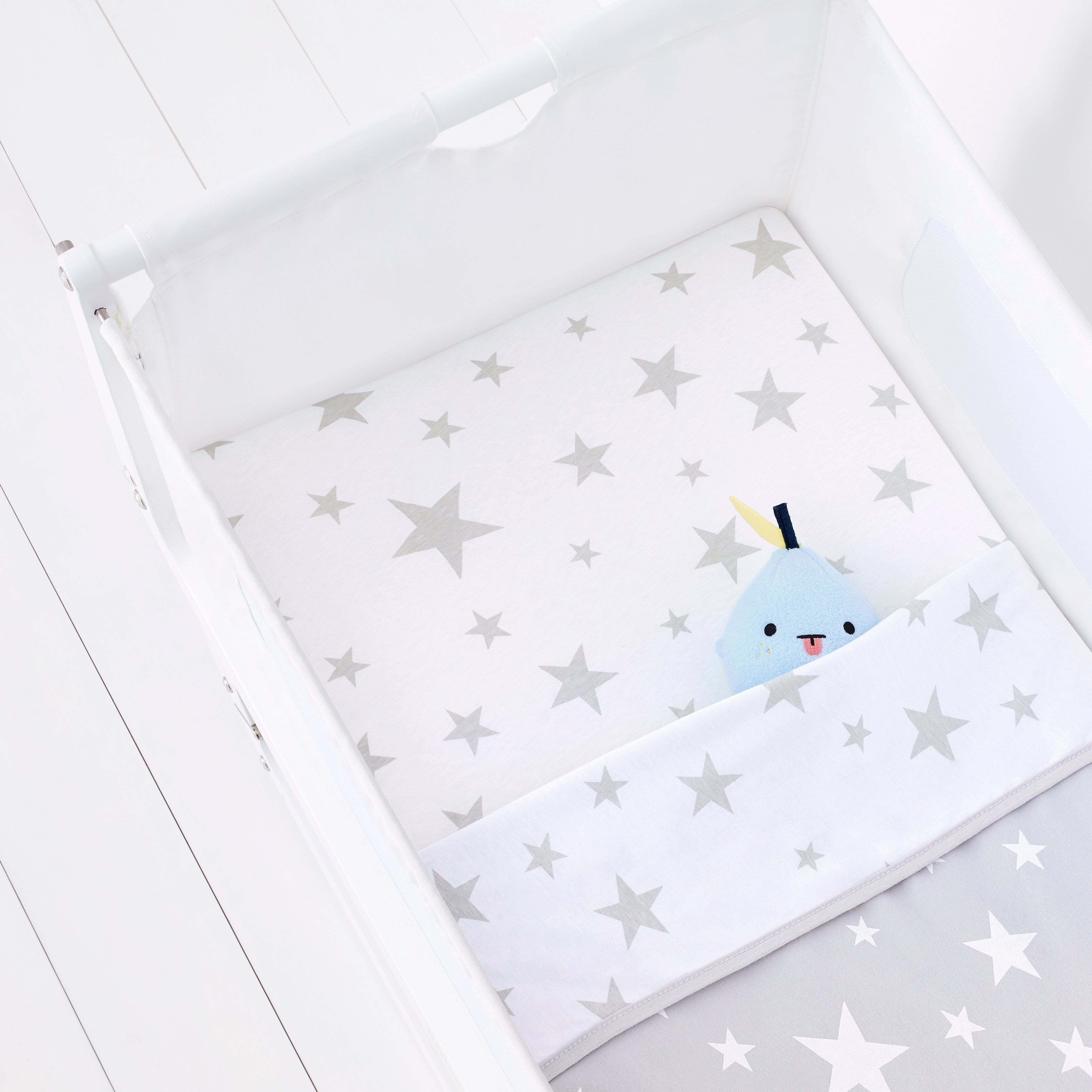 2 Pack Crib Fitted Sheets - Stars image number 4
