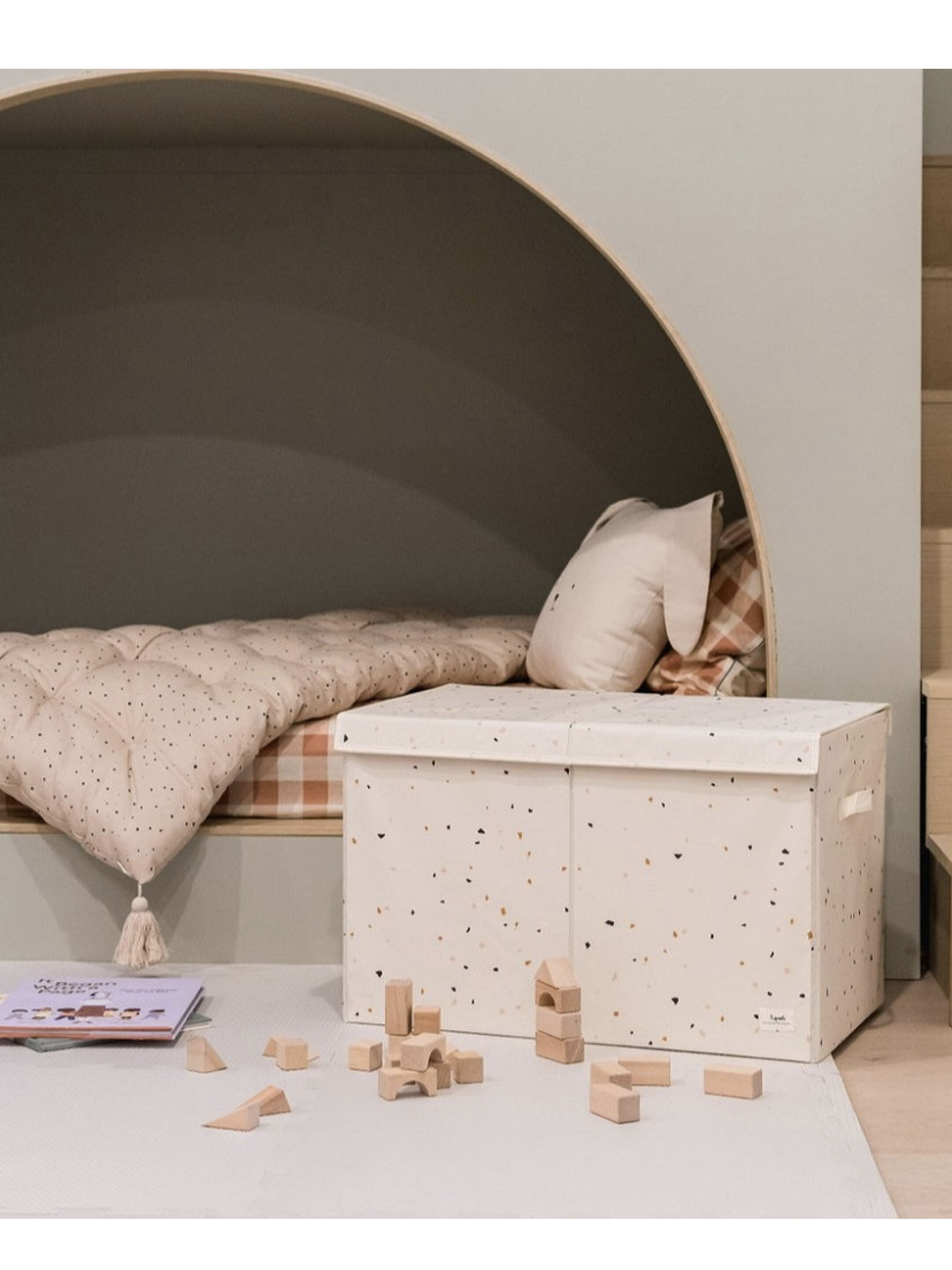 3 Sprouts Recycled Fabric Folding Toy Chest - Terrazzo Cream image number 4