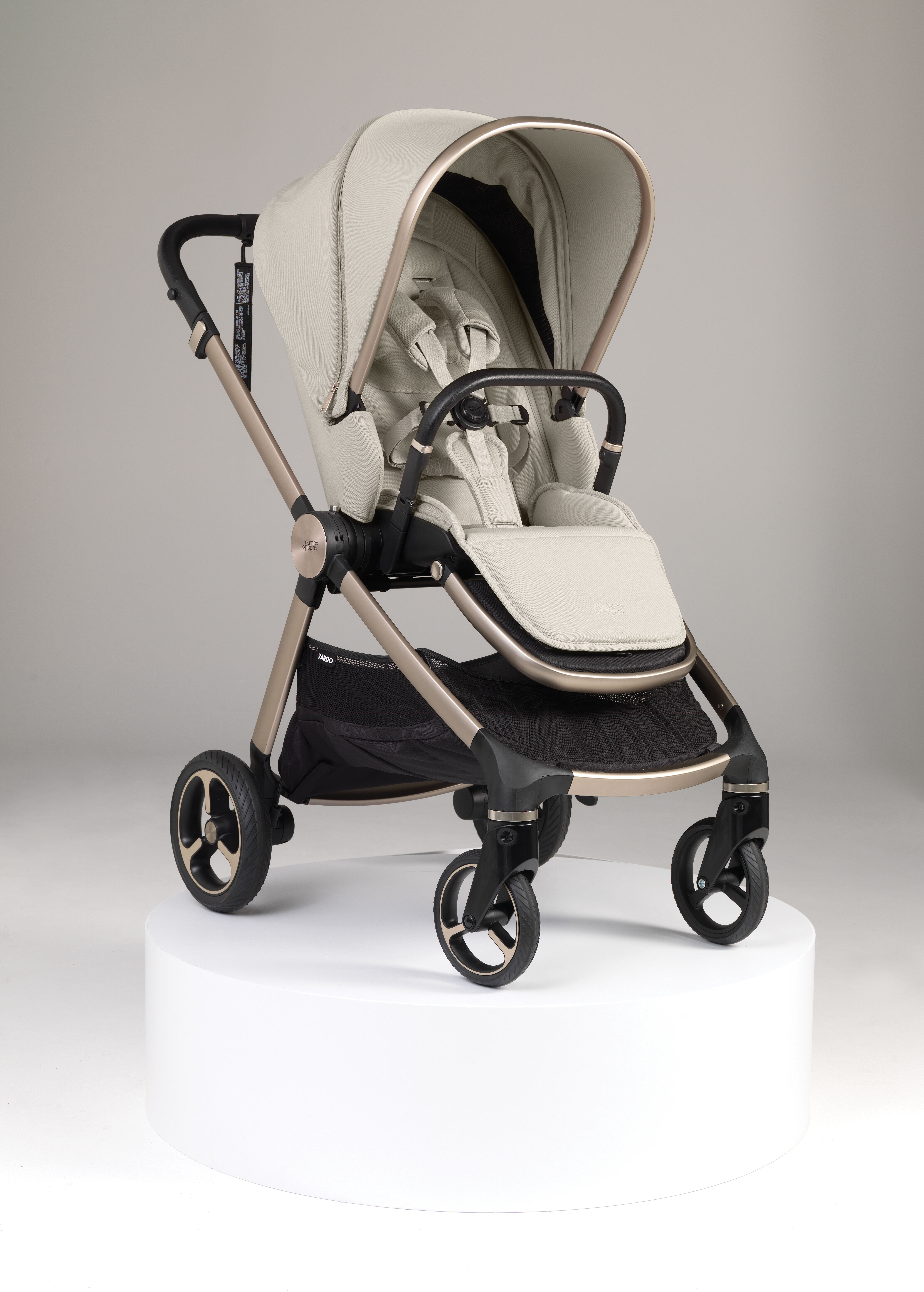 Vardo Compact &amp; Lightweight Pushchair - Shell image number 1