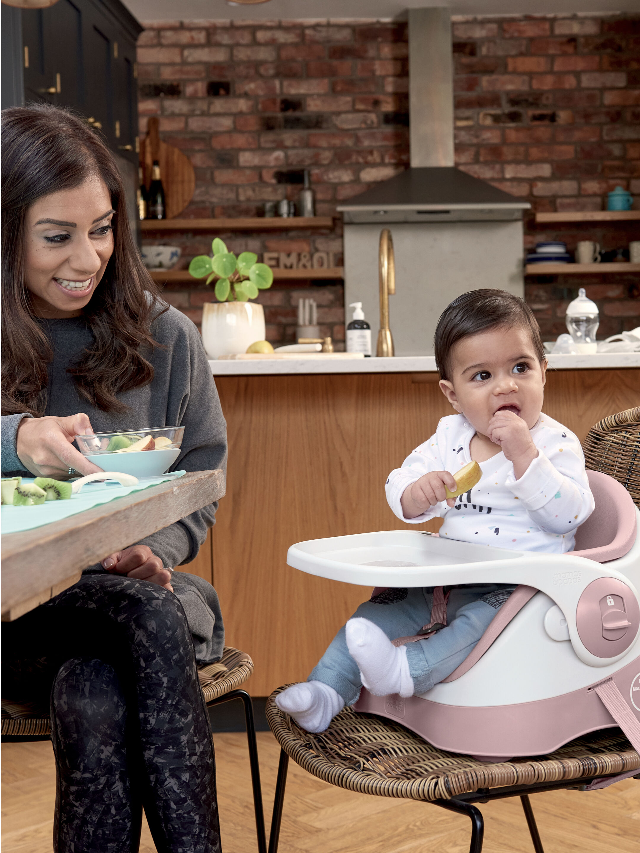 Bud Booster Seat- Blossom image number 3