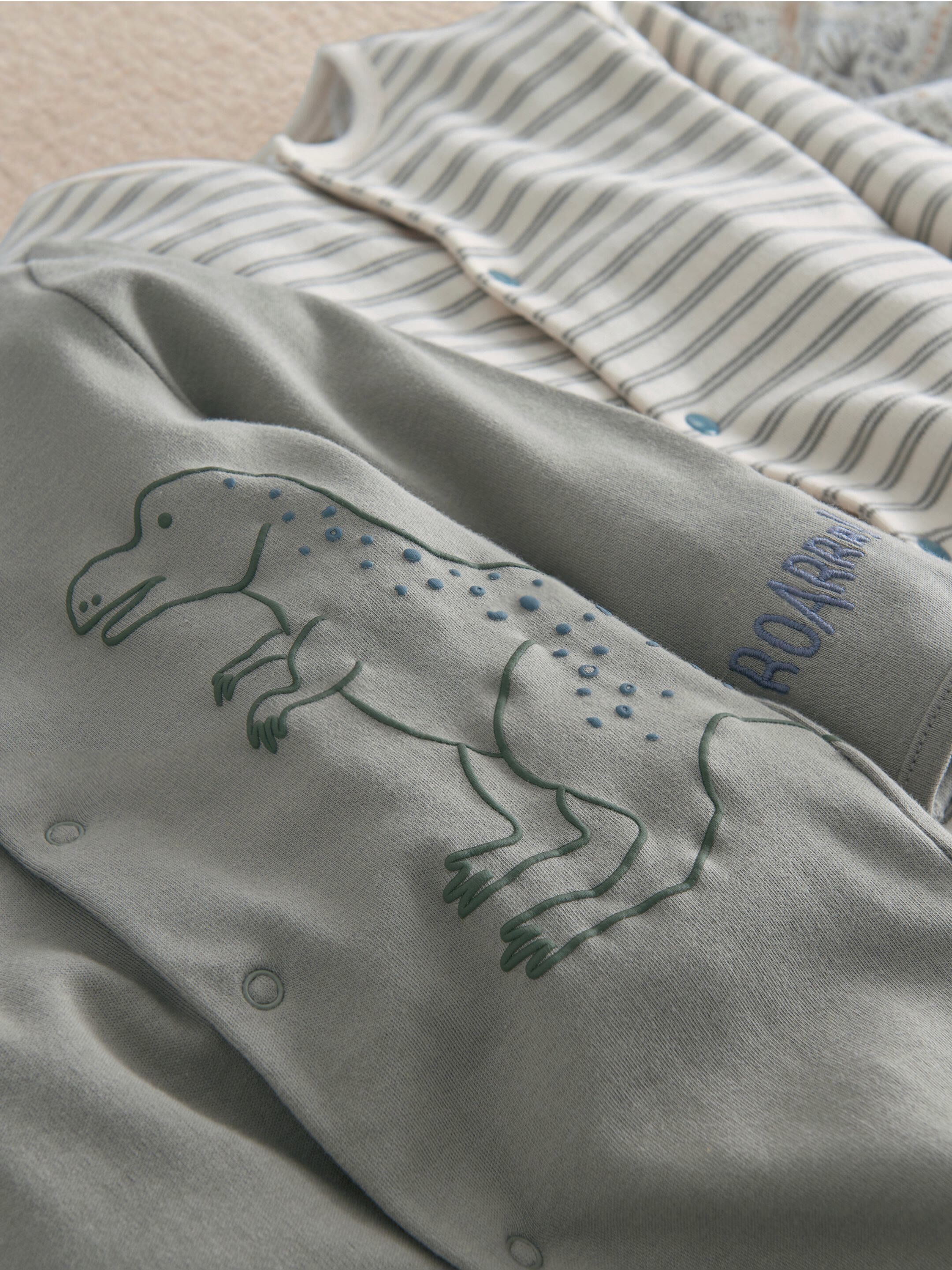 3Pk Born to Roar Sleepsuits image number 4