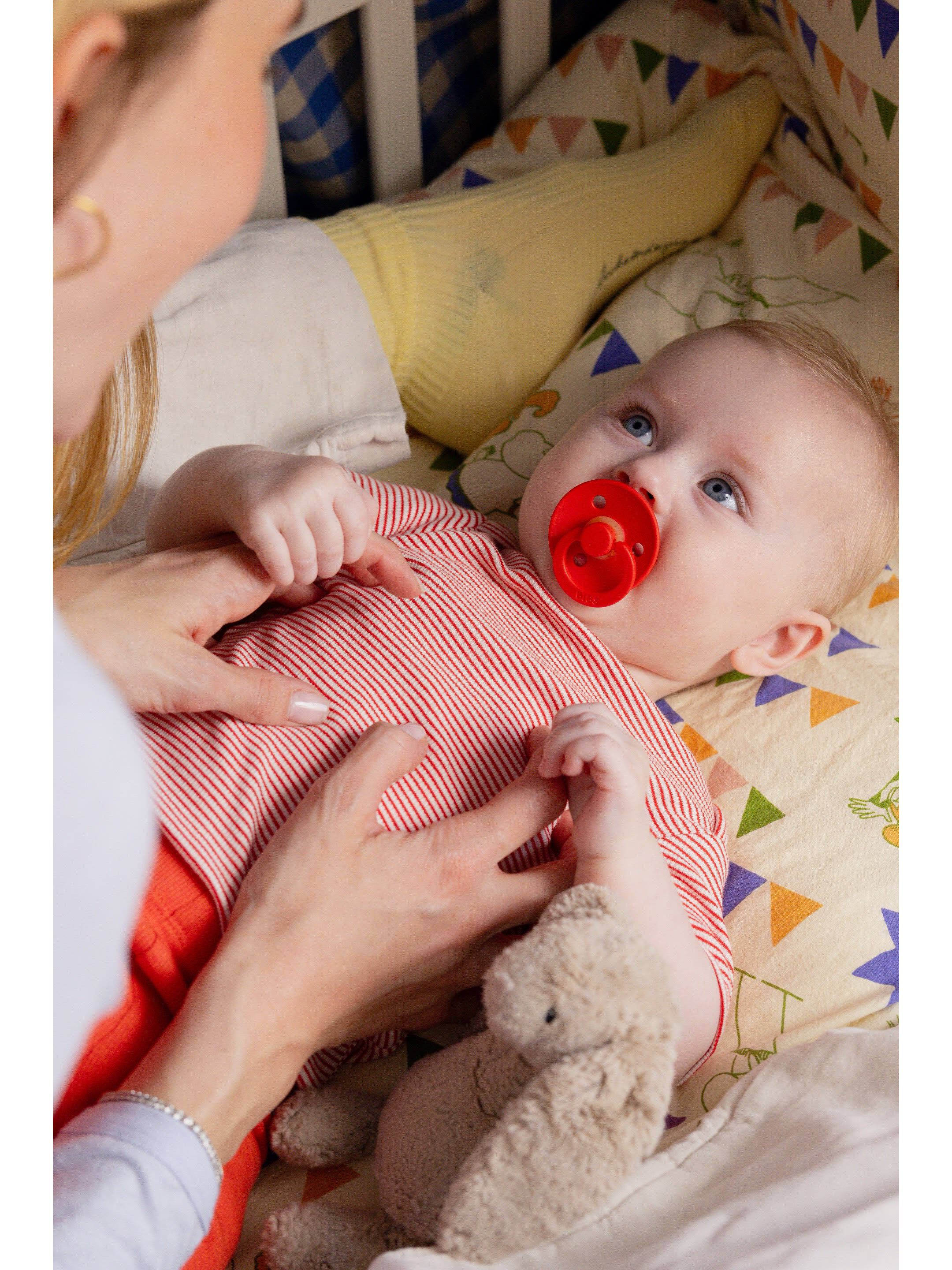 BIBS Pacifier Latex - Size 2 Vanilla/Candy Apple 2ps image number 6