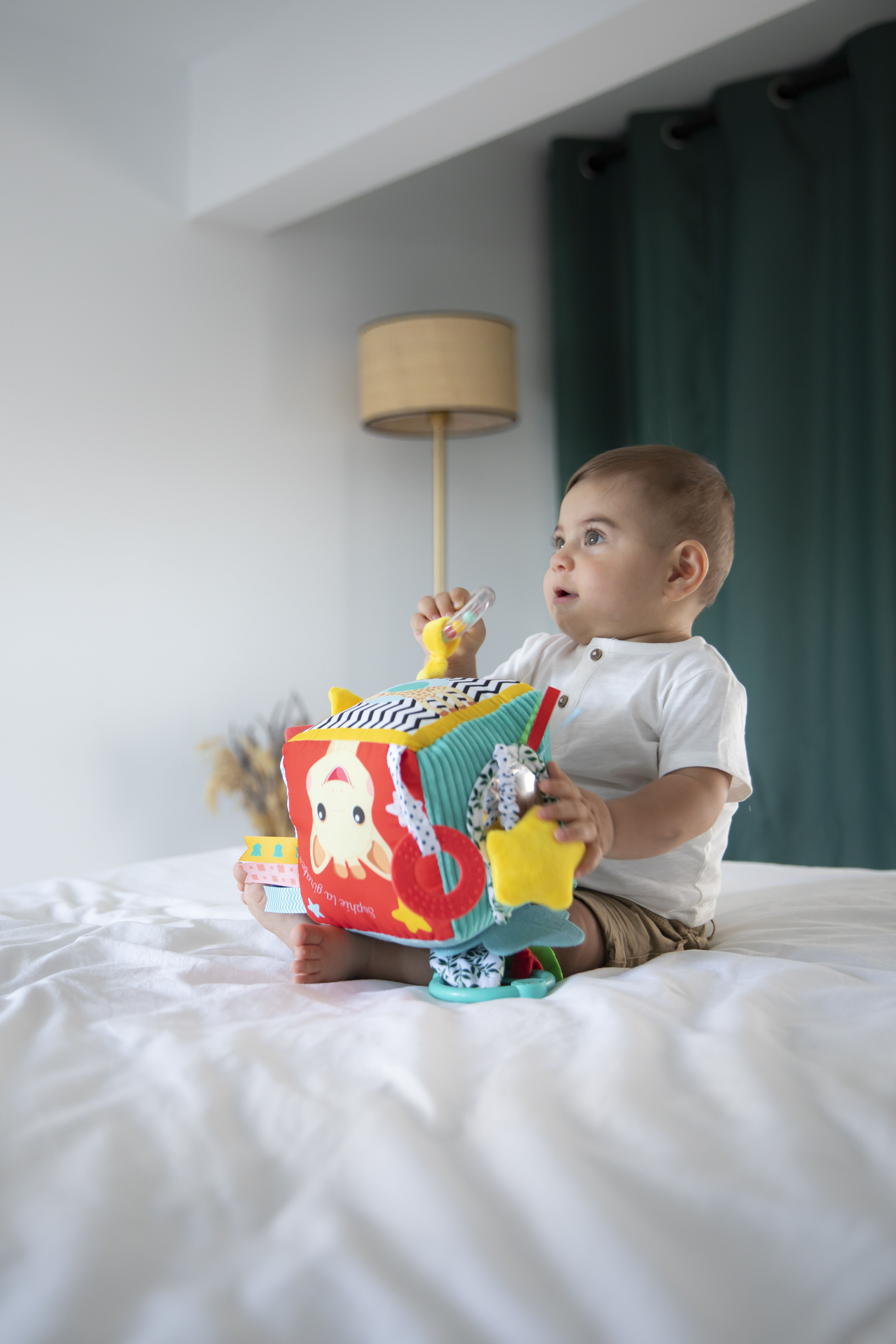 Sophie la girafe Fresh Touch Sensory Cube image number 16