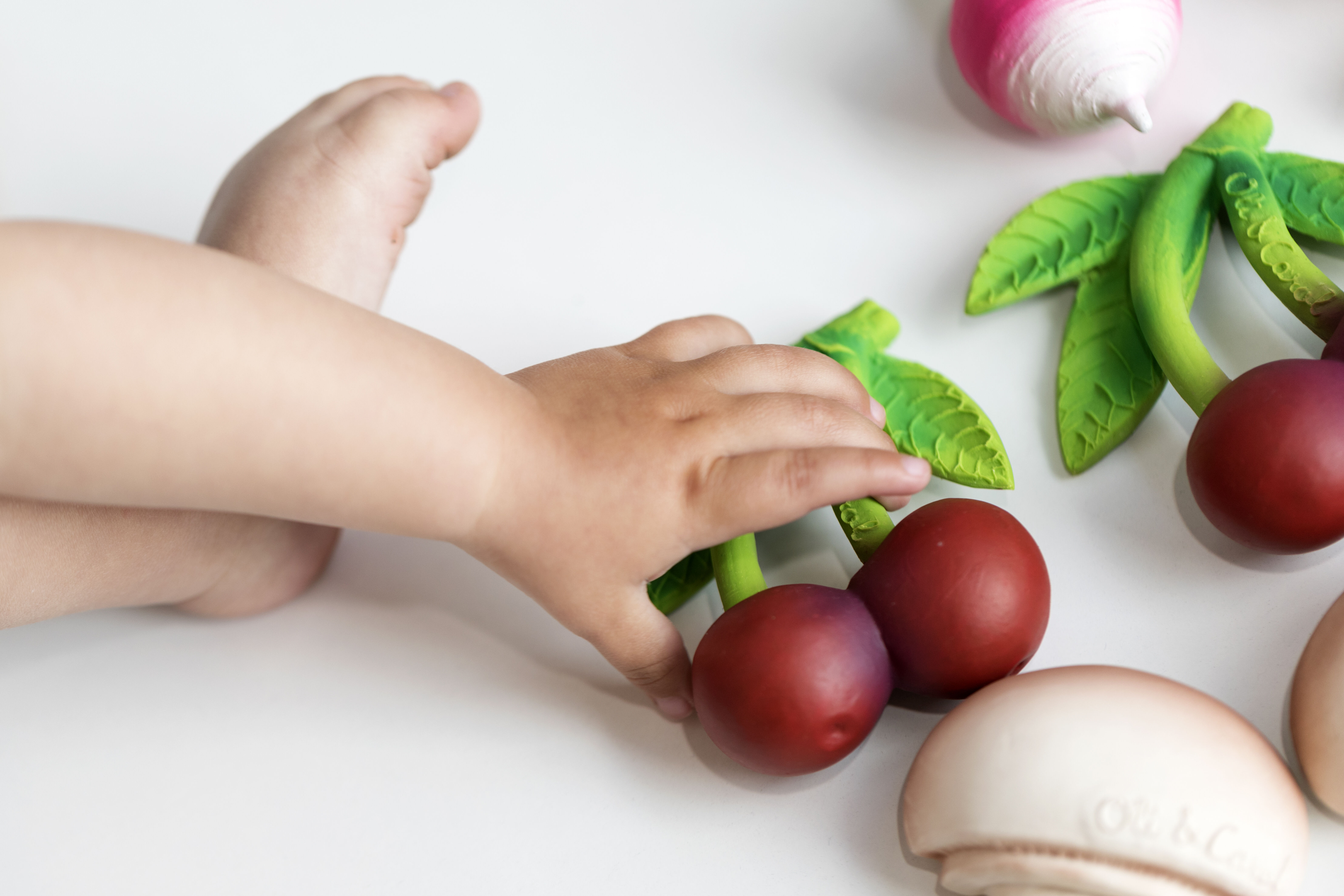 Oli & Carol Mery The Cherry image number 4