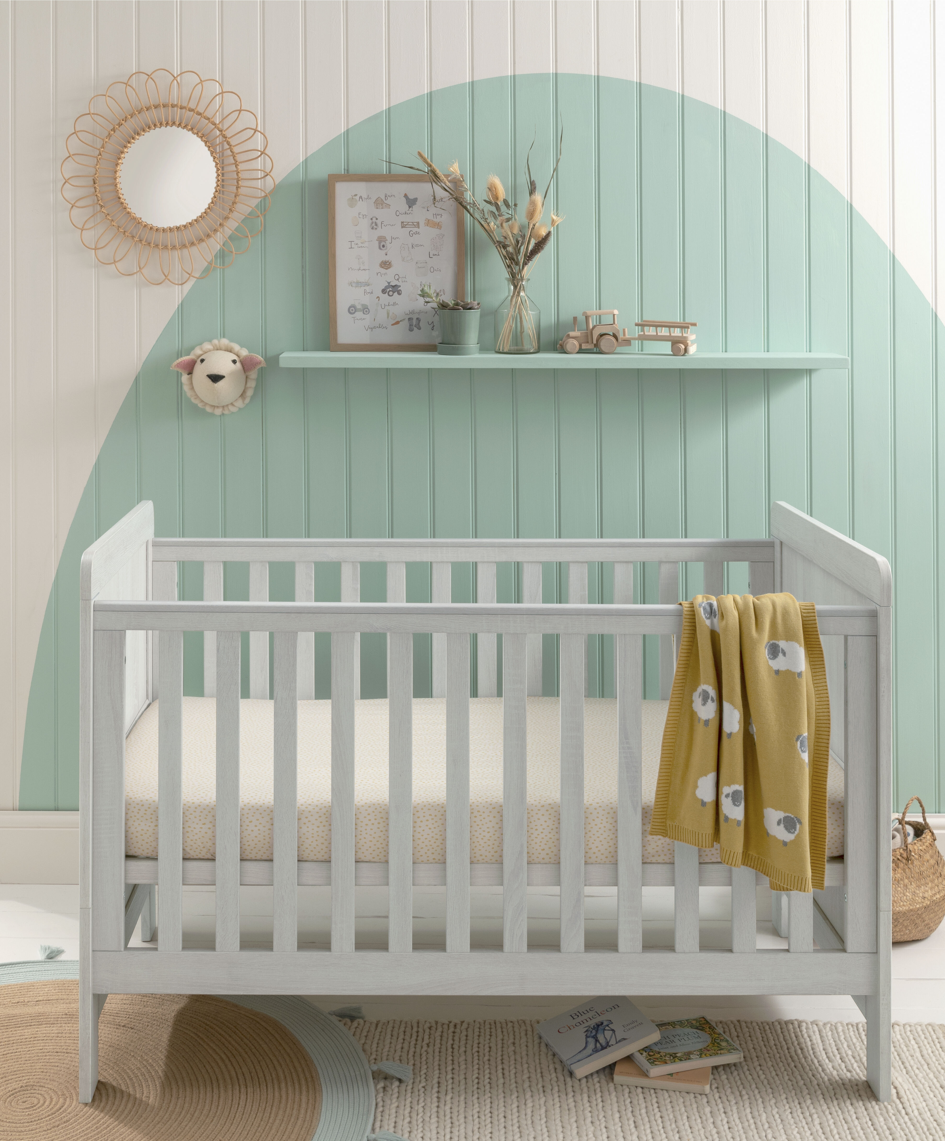 Atlas Cot/Toddler Bed - White image number 1